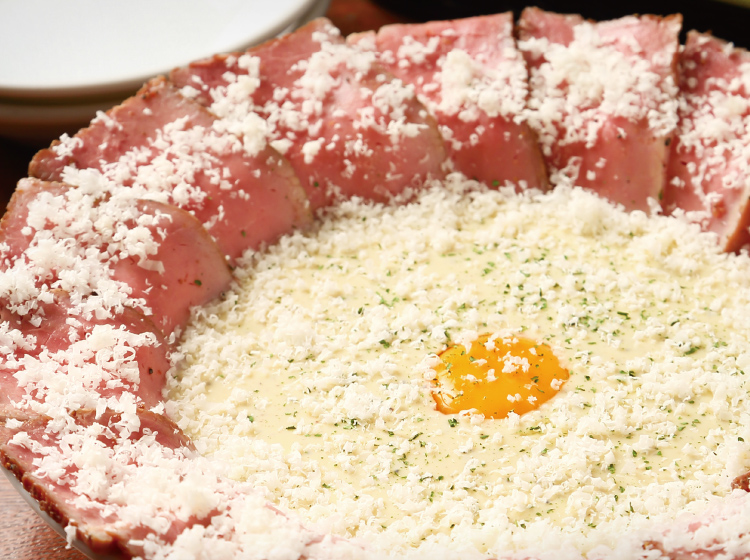 チーズ屋さんの肉ボナーラ 2,750円