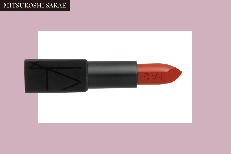 〈NARS〉のオーデイシャス リップスティック