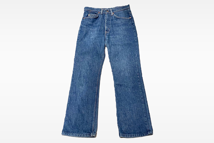 〈Levi's〉デニムパンツ