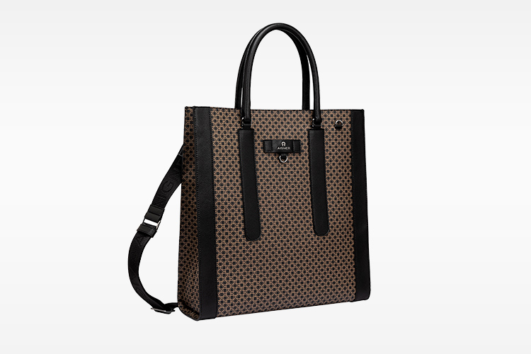 〈AIGNER〉バッグ
