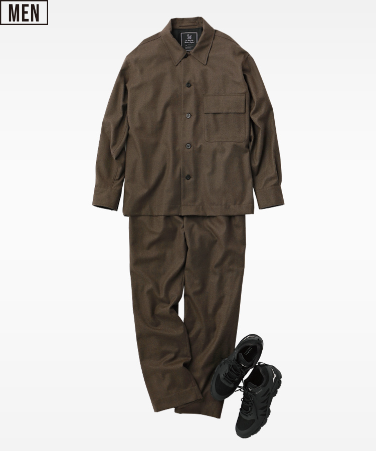 MEN〈MARGARET HOWELL〉シャツ、パンツ〈MIZUNO〉シューズ