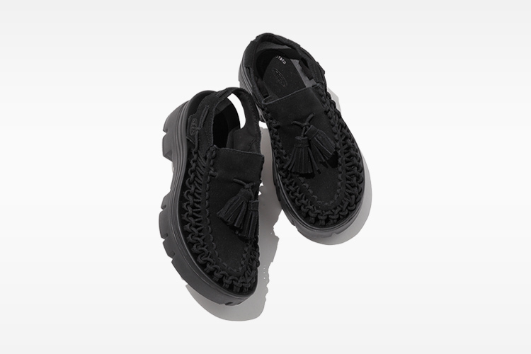 〈KEEN〉スニーカー